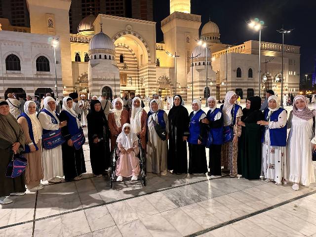  BU AJOYIB IMKONIYATNI BOYLIK QILMANG! 2026-yilgi Umra safariga CHEKLANGAN joylar shiddat bilan tugamoqda! Qalbingizni poklik va mustahkam iymon bilan to'ldiradigan ushbu MUQADDAS ZIYORATGA Centrum Holidays bilan borishga O'ZINGIZGA RUXSAT ETING! Eng qulay to'g'ridan-to'g'ri reyslar, eng HASHAmatli mehmonxonalar va eng tajribali guruh boshchilari faqatgina shu cheklangan joylar uchun! Rasmiy litsenziya bilan to'liq xavfsizlik kafolatlangan bu UNUTILMAS SAFAR SIZNING HAYOTINGIZDAGI ENG YAXSHI ON BO'LADI. HOZIROQ ro‘yxatdan o‘ting va joyingizni band qiling, aks holda bu orzuni keyingi yilga qoldirishga majbur bo‘lasiz! Eng so‘nggi narxlar va bo‘sh qolgan sanalar haqida ma'lumot olish uchun zudlik bilan qo‘ng‘iroq qiling: +998 77 193 9999. Taomlar 1 | umra-safari-narxi.uz - Umra Safari 2026